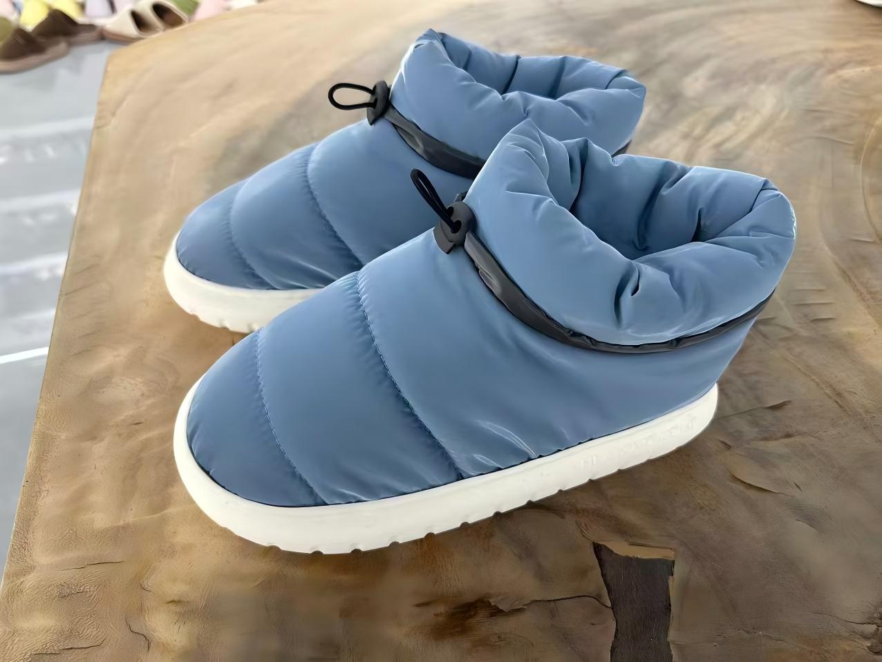 Down ilə doldurulmuş suya davamlı olmayan pambıq terlik